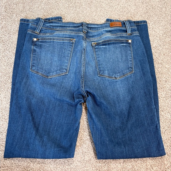 Judy Blue Straight Fit Jeans - Picture 4 of 4